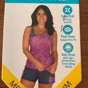 Free Country NWT 2 piece swimsuit medium